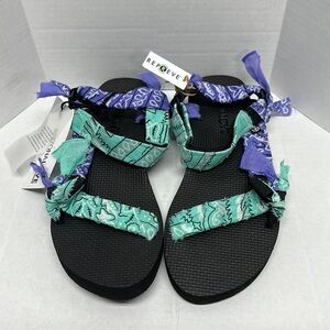 Arizona Love ‘Trekky’ NWT Women’s sandals Size 42/8.5